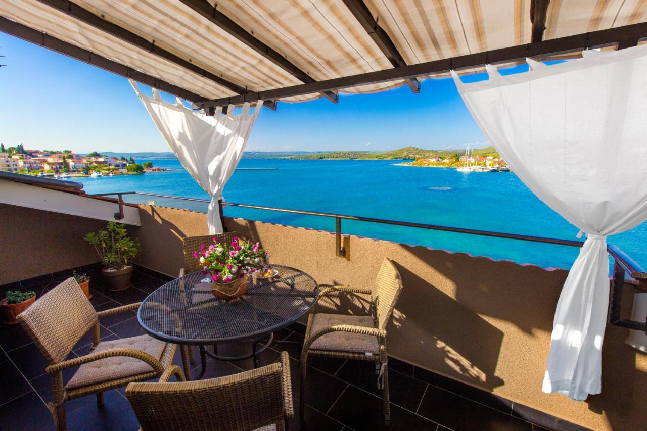 Apartmani Nikolina Seaview Szybenik Zewnętrze zdjęcie