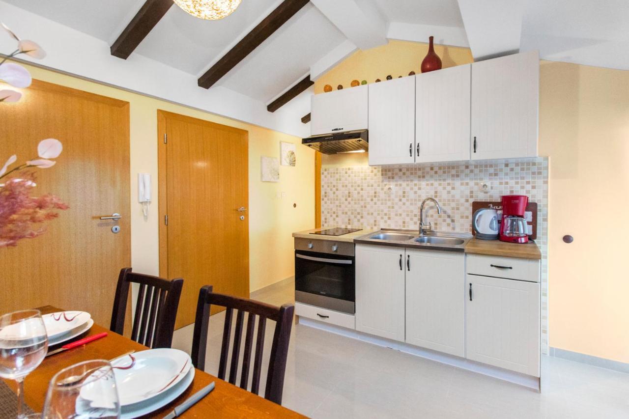 Apartmani Nikolina Seaview Szybenik Zewnętrze zdjęcie