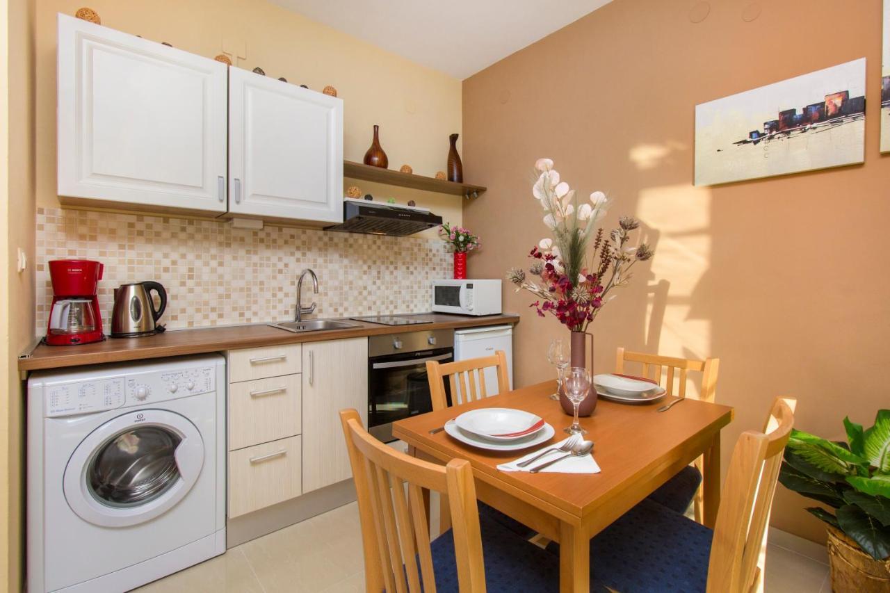 Apartmani Nikolina Seaview Szybenik Zewnętrze zdjęcie