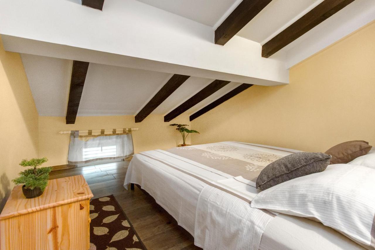 Apartmani Nikolina Seaview Szybenik Zewnętrze zdjęcie